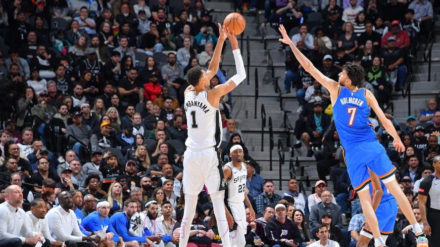 常规赛1月14日：马刺VS雷霆